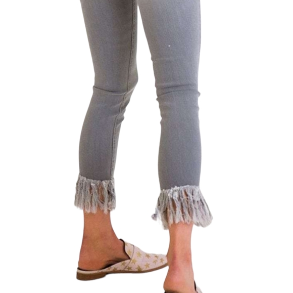 Karlie Fringe Skinny Stretch Mid-to-High-Rise Grey Jeans, Size 26 - Picture 8 of 9